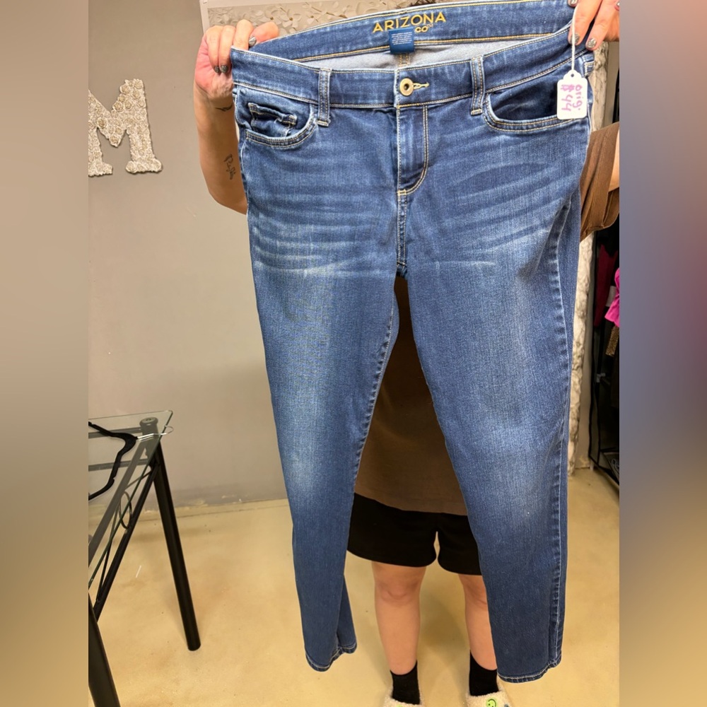 ARIZONA JEAN CO SKINNY JEAN